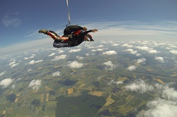 Saut en Parachute Tandem